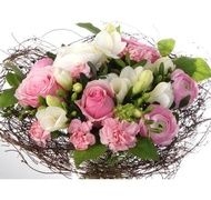 Kimppu ihanuus.  Kehikossa